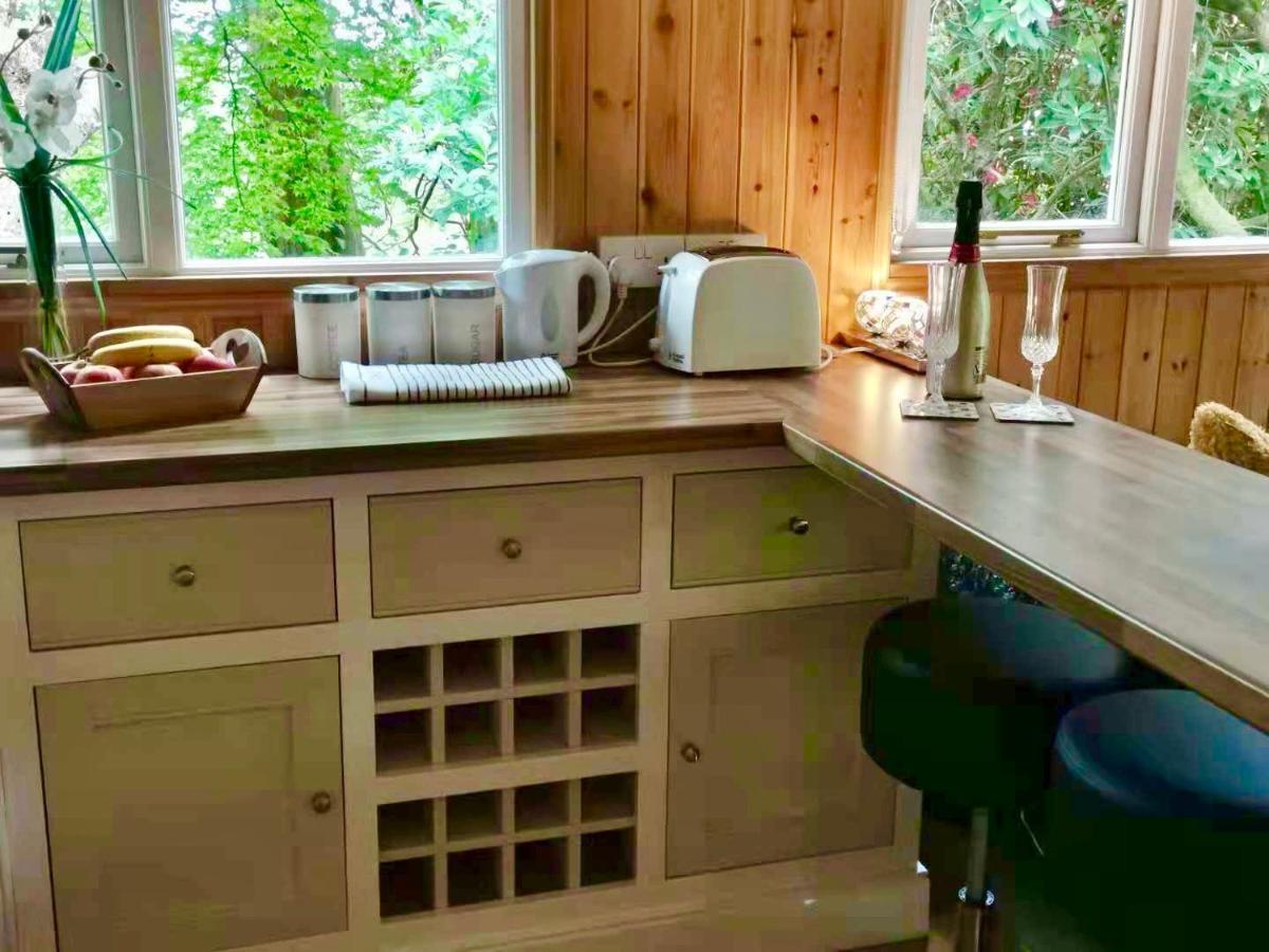 הוילה הוקסהד Treeside Woodhouse מראה חיצוני תמונה