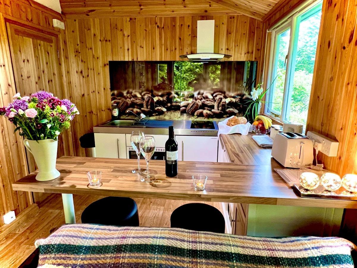 הוילה הוקסהד Treeside Woodhouse מראה חיצוני תמונה