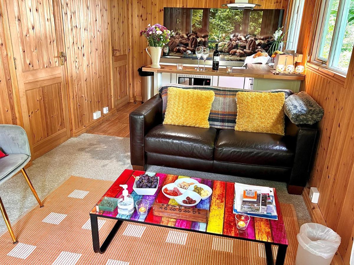 הוילה הוקסהד Treeside Woodhouse מראה חיצוני תמונה